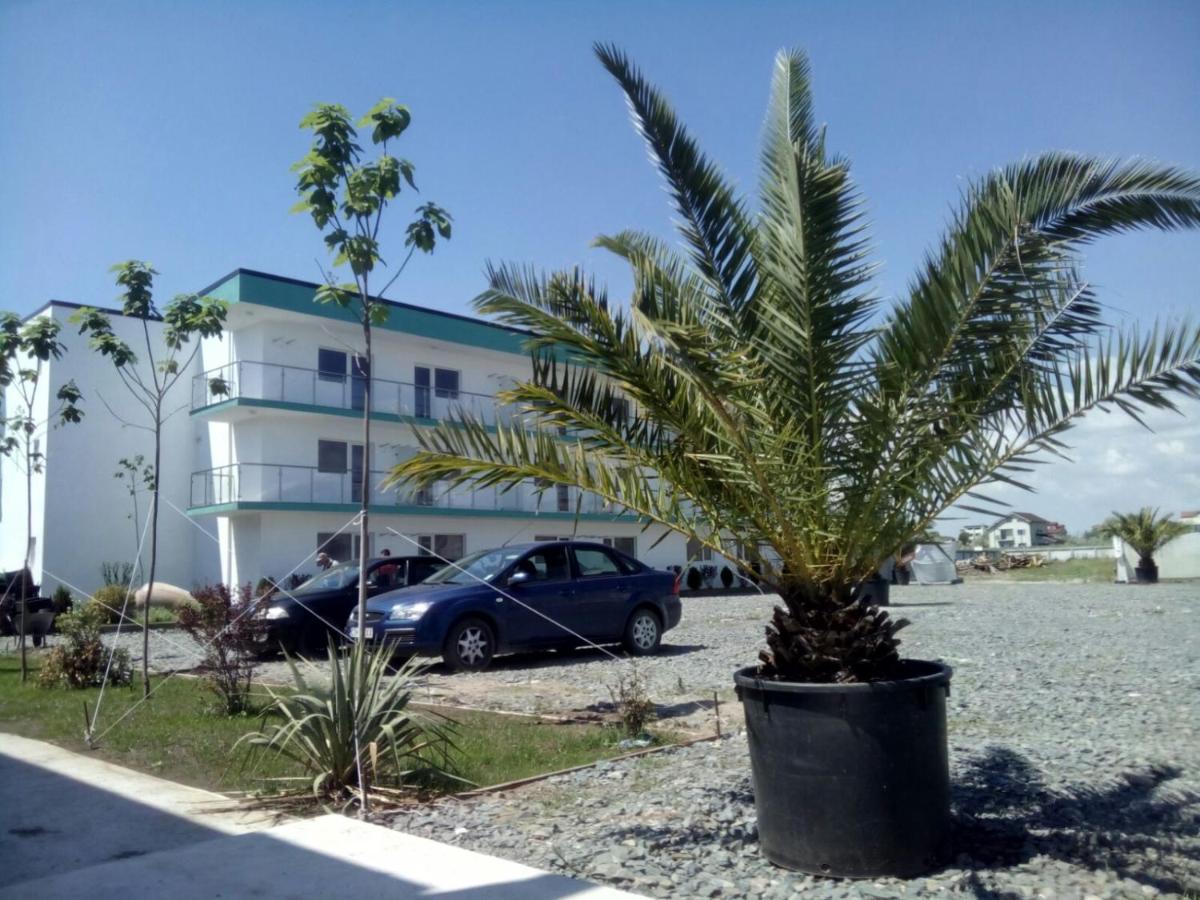 Caraibe Resort Năvodari Exteriör bild