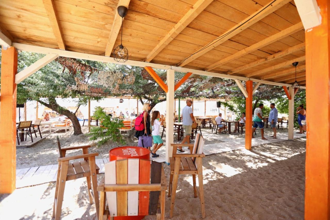 Caraibe Resort Năvodari Exteriör bild